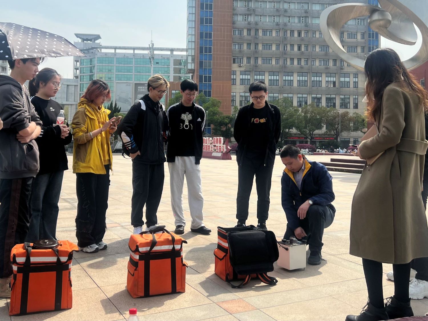 地空智绘，创赢未来 ——学院开展地球物理技能竞赛外业操作培训